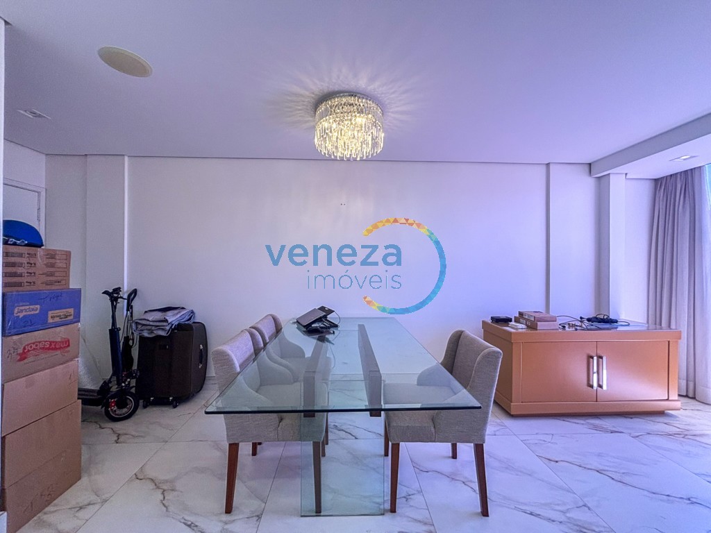 Apartamento à venda no bairro Centro de Londrina com 185.13m<sup>2</sup> útil, 4 quartos, 1 vaga de garagem