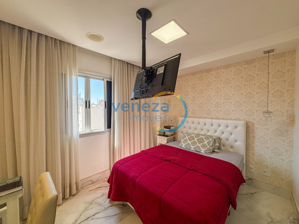 Apartamento à venda no bairro Centro de Londrina com 185.13m<sup>2</sup> útil, 4 quartos, 1 vaga de garagem