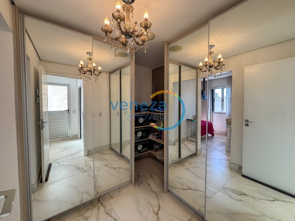 Apartamento à venda no bairro Centro de Londrina com 185.13m<sup>2</sup> útil, 4 quartos, 1 vaga de garagem