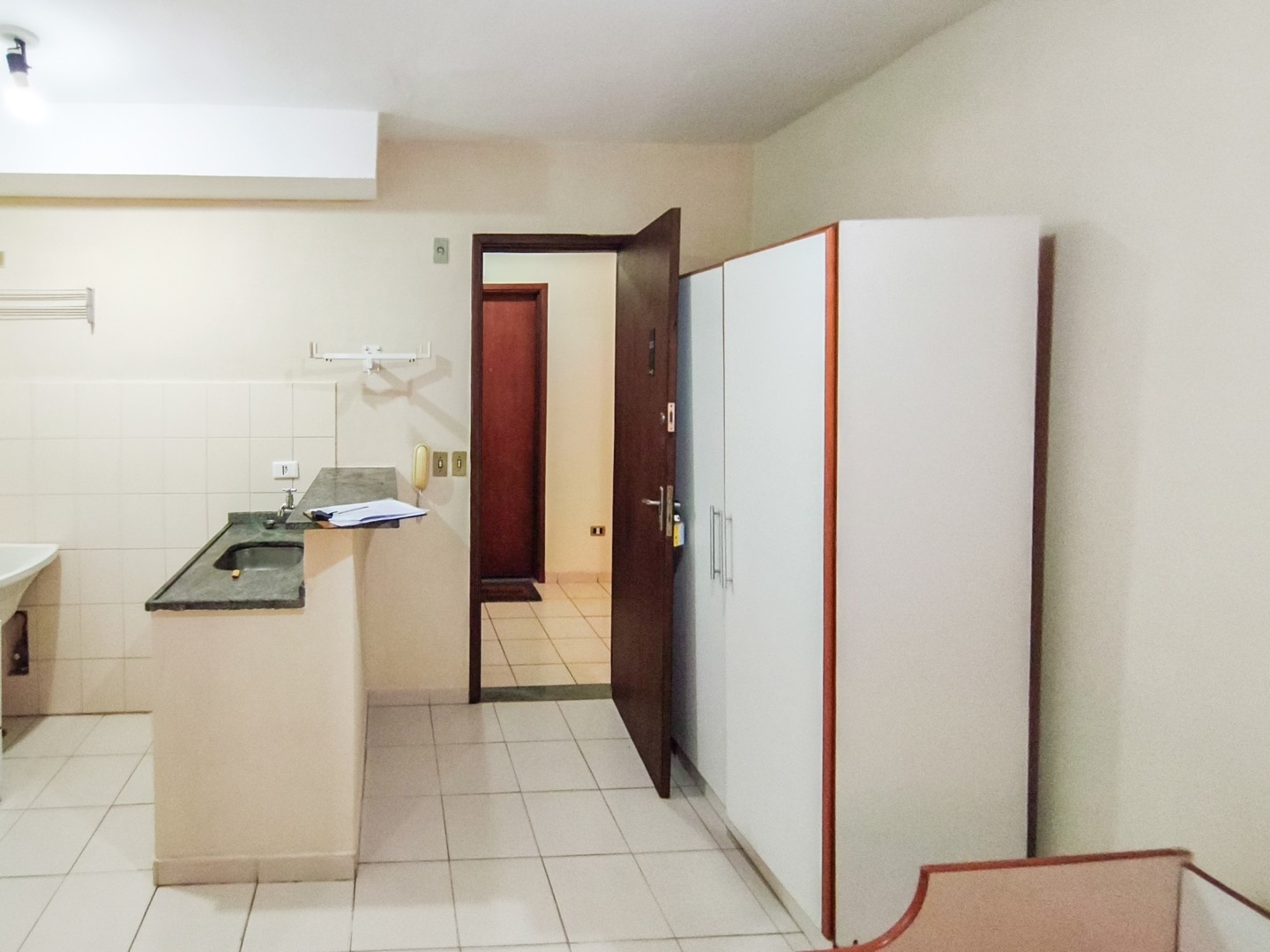 Apartamento para locacao no Alto da Colina em Londrina com 33,43m² por R$ 870  - Foto 3