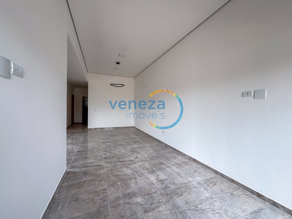 Casa Residencial para locação no bairro Heimtal de Londrina com 103m<sup>2</sup> útil, 3 quartos, 1 vaga de garagem