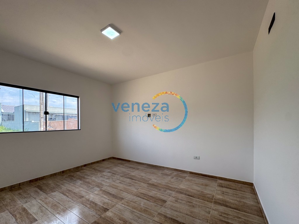 Casa Residencial para locação no bairro Heimtal de Londrina com 103m<sup>2</sup> útil, 3 quartos, 1 vaga de garagem