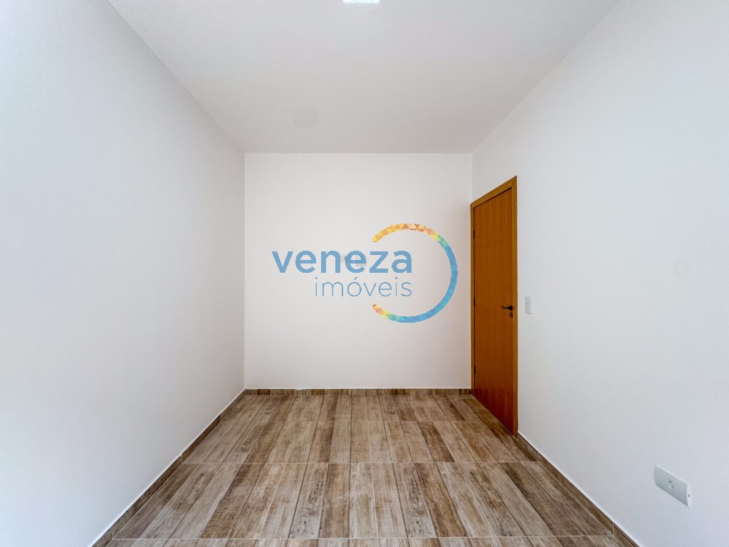 Casa Residencial para locação no bairro Heimtal de Londrina com 103m<sup>2</sup> útil, 3 quartos, 1 vaga de garagem