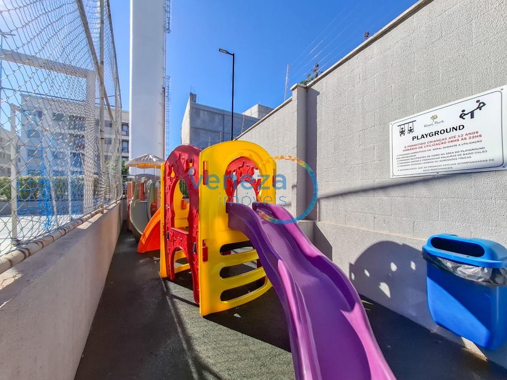 Apartamento à venda no bairro Vivi Xavier de Londrina com 45m<sup>2</sup> útil, 2 quartos, 1 vaga de garagem