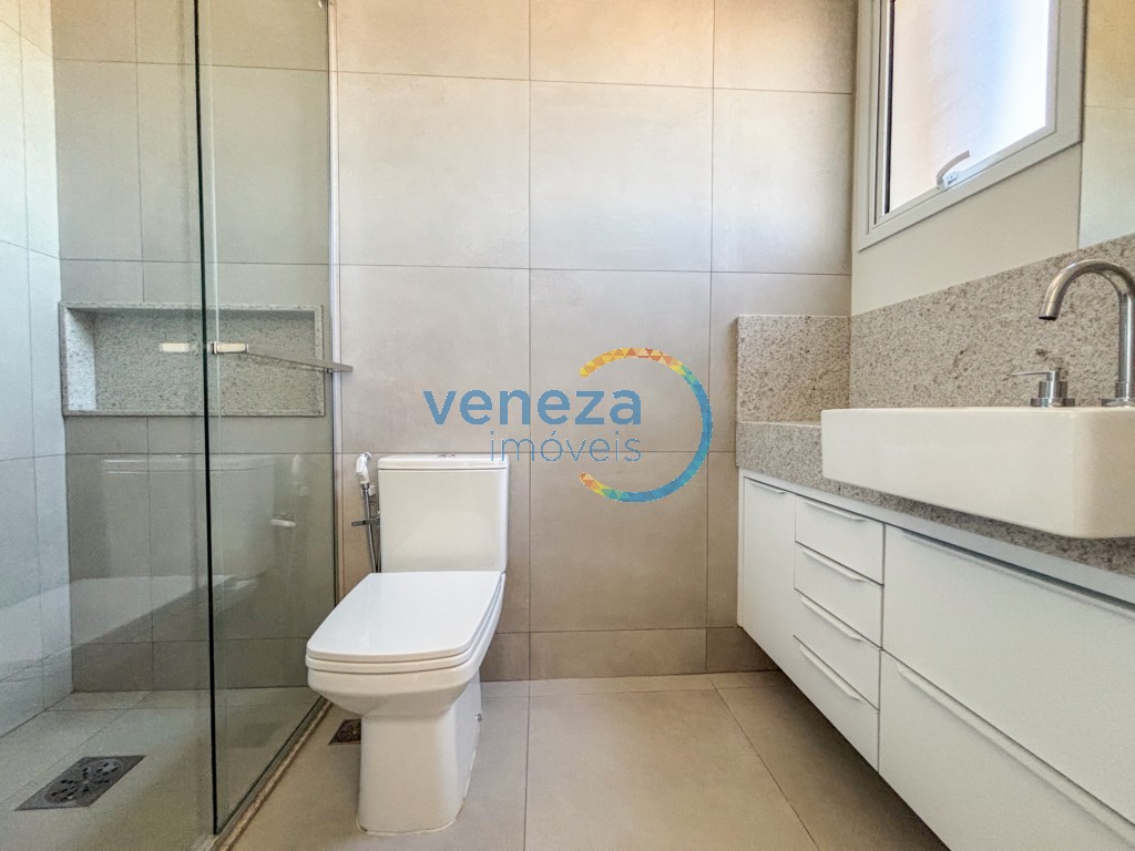 Apartamento à venda no bairro Higienopolis de Londrina com 78m<sup>2</sup> útil, 2 quartos, 2 vagas de garagem