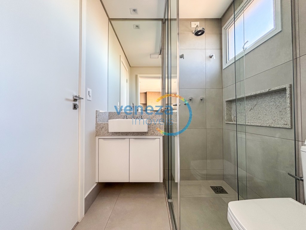 Apartamento à venda no bairro Higienopolis de Londrina com 78m<sup>2</sup> útil, 2 quartos, 2 vagas de garagem