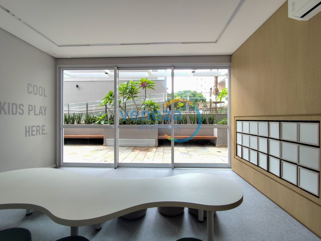 Apartamento à venda no bairro Higienopolis de Londrina com 78m<sup>2</sup> útil, 2 quartos, 2 vagas de garagem