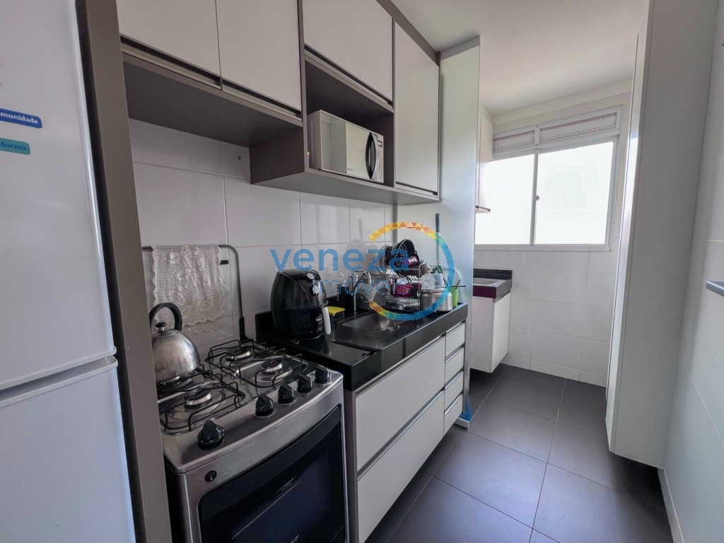 Apartamento à venda no bairro Acquaville de Londrina com 43.4m<sup>2</sup> útil, 2 quartos, 1 vaga de garagem