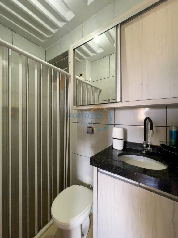 Apartamento à venda no bairro Panorama de Londrina com 57.35m<sup>2</sup> útil, 3 quartos, 1 vaga de garagem