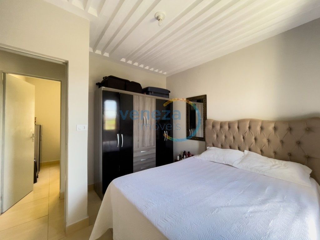 Apartamento à venda no bairro Panorama de Londrina com 57.35m<sup>2</sup> útil, 3 quartos, 1 vaga de garagem