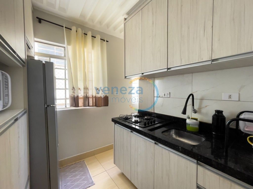 Apartamento à venda no bairro Panorama de Londrina com 57.35m<sup>2</sup> útil, 3 quartos, 1 vaga de garagem