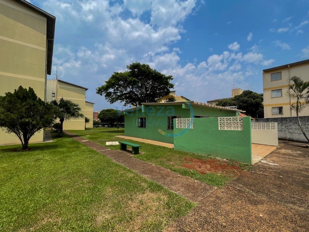 Apartamento à venda no bairro Panorama de Londrina com 57.35m<sup>2</sup> útil, 3 quartos, 1 vaga de garagem