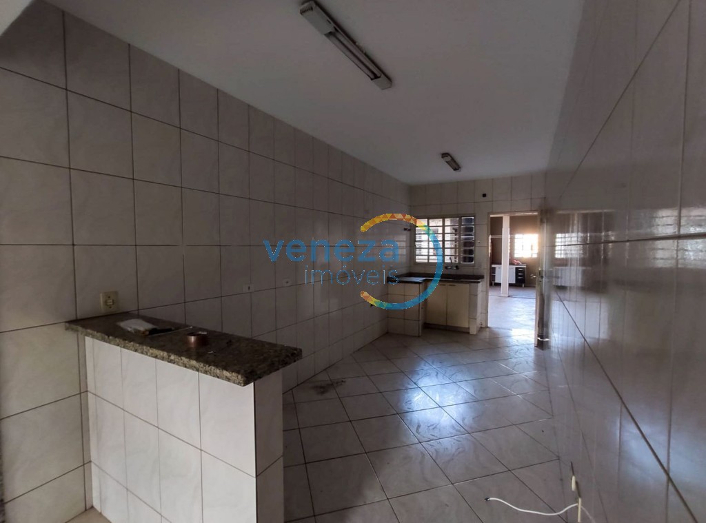 Prédio Comercial à venda no bairro San Remo de Londrina com 426.56m<sup>2</sup> útil