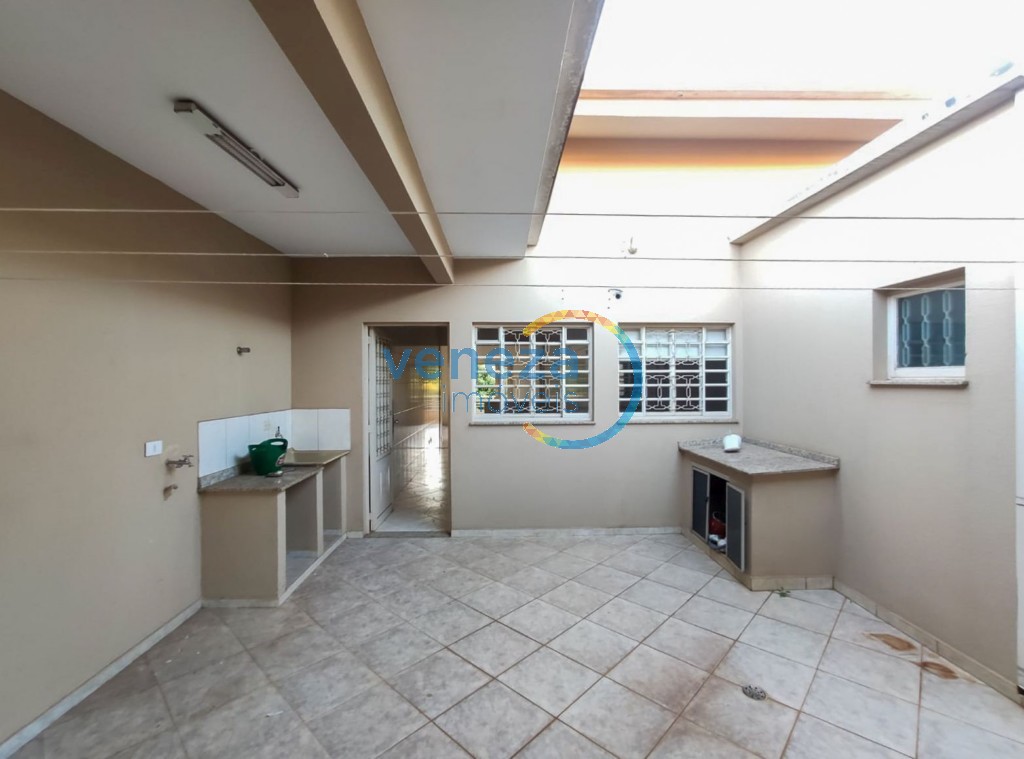 Prédio Comercial à venda no bairro San Remo de Londrina com 426.56m<sup>2</sup> útil