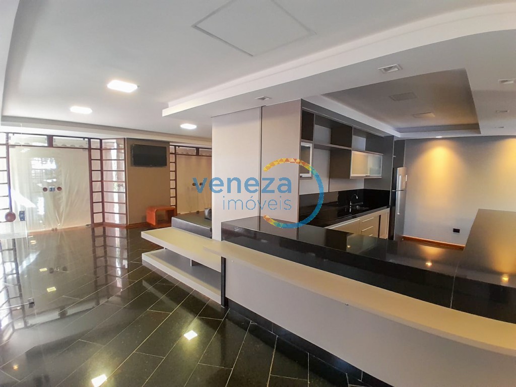 Apartamento à venda no bairro Centro de Londrina com 283.98m<sup>2</sup> útil, 4 quartos, 2 vagas de garagem