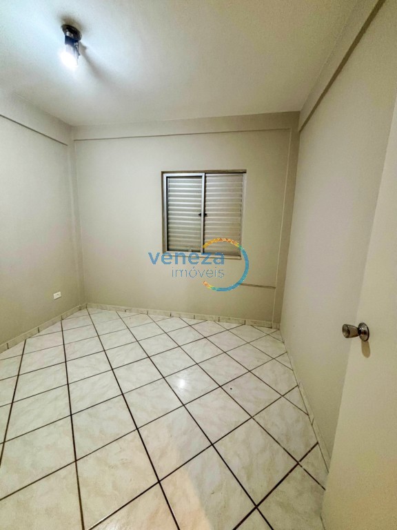 Apartamento à venda no bairro Jamaica de Londrina com 68.1m<sup>2</sup> útil, 3 quartos, 1 vaga de garagem