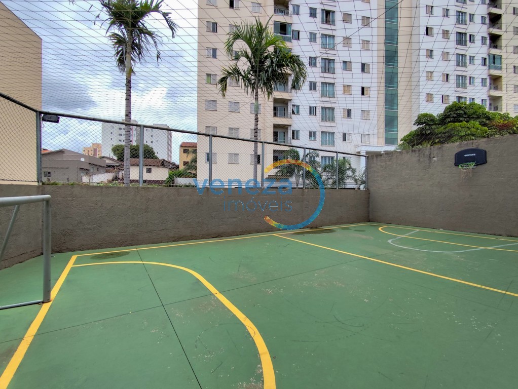 Apartamento à venda no bairro Brasil de Londrina com 66.85m<sup>2</sup> útil, 3 quartos, 1 vaga de garagem