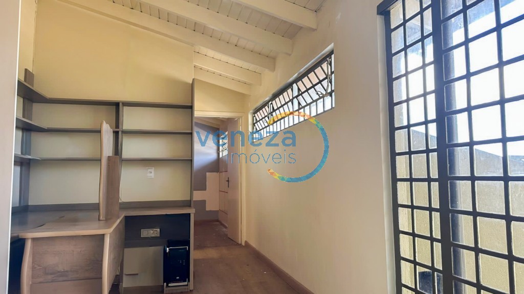 Casa Residencial para venda no bairro Franciscone de Londrina - Foto 9