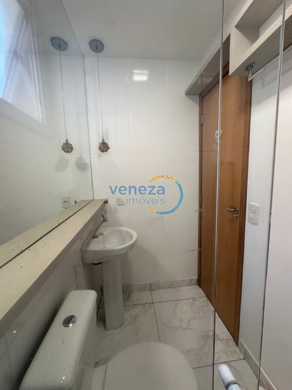 Apartamento à venda no bairro Terra Bonita de Londrina com 71m<sup>2</sup> útil, 3 quartos, 1 vaga de garagem