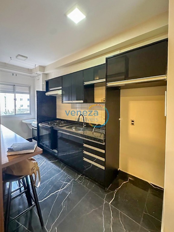 Apartamento à venda no bairro Terra Bonita de Londrina com 71m<sup>2</sup> útil, 3 quartos, 1 vaga de garagem