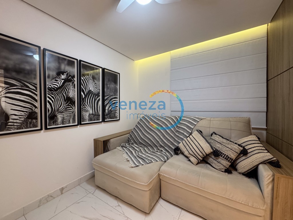 Apartamento à venda no bairro Centro de Londrina com 103.13m<sup>2</sup> útil, 3 quartos, 2 vagas de garagem