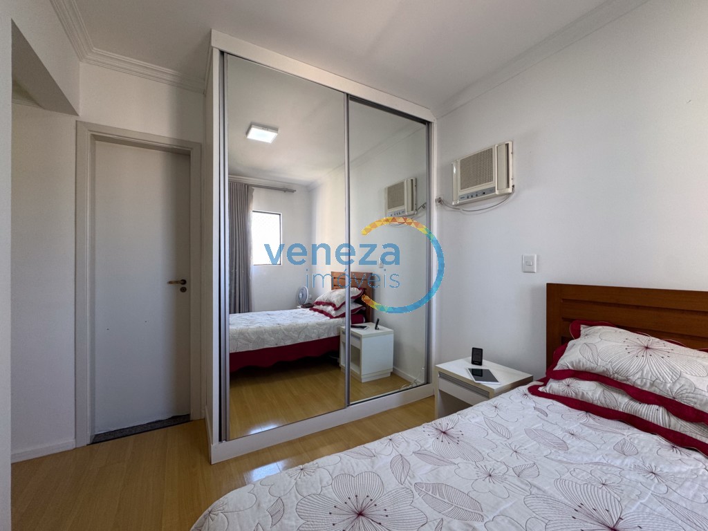 Apartamento à venda no bairro Centro de Londrina com 103.13m<sup>2</sup> útil, 3 quartos, 2 vagas de garagem
