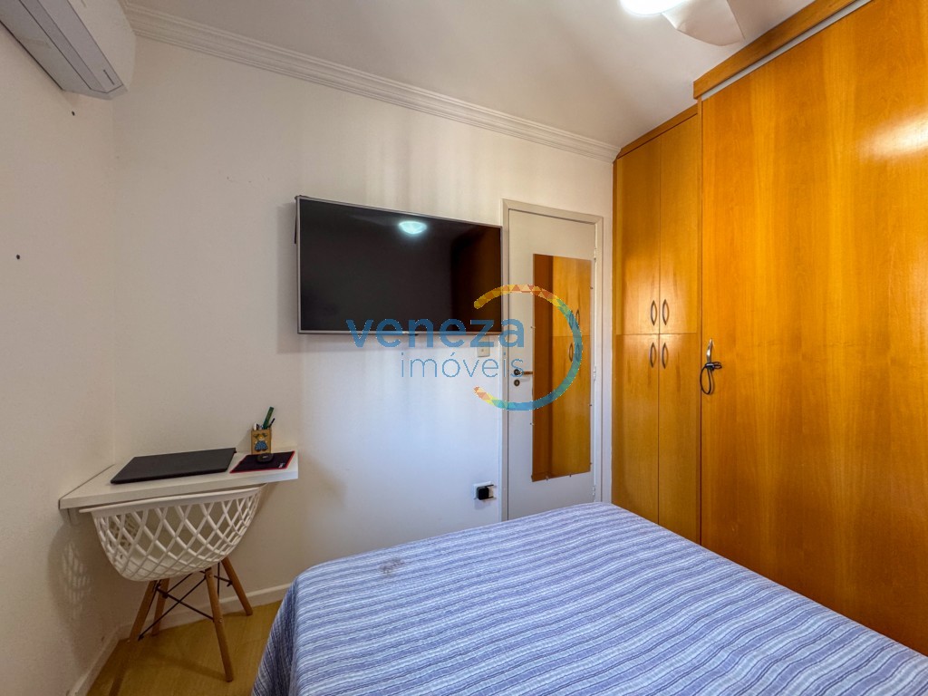 Apartamento à venda no bairro Centro de Londrina com 103.13m<sup>2</sup> útil, 3 quartos, 2 vagas de garagem