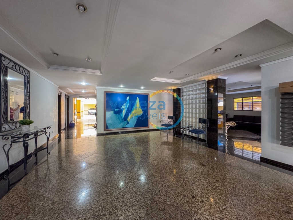 Apartamento à venda no bairro Centro de Londrina com 103.13m<sup>2</sup> útil, 3 quartos, 2 vagas de garagem