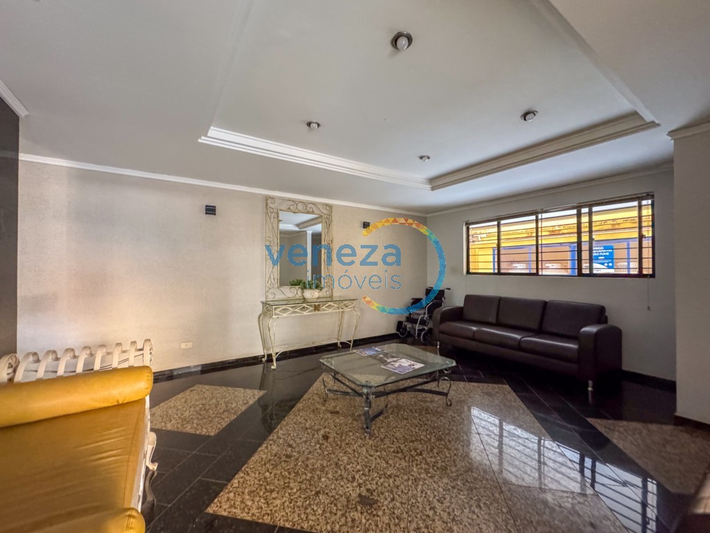 Apartamento à venda no bairro Centro de Londrina com 103.13m<sup>2</sup> útil, 3 quartos, 2 vagas de garagem