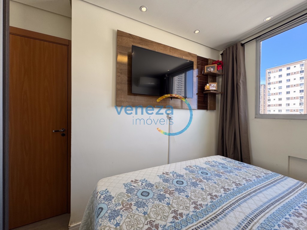 Apartamento à venda no bairro Gleba Palhano de Londrina com 46m<sup>2</sup> útil, 2 quartos, 1 vaga de garagem