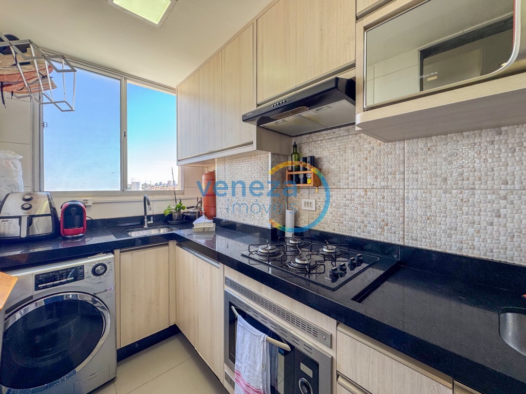 Apartamento à venda no bairro Gleba Palhano de Londrina com 46m<sup>2</sup> útil, 2 quartos, 1 vaga de garagem