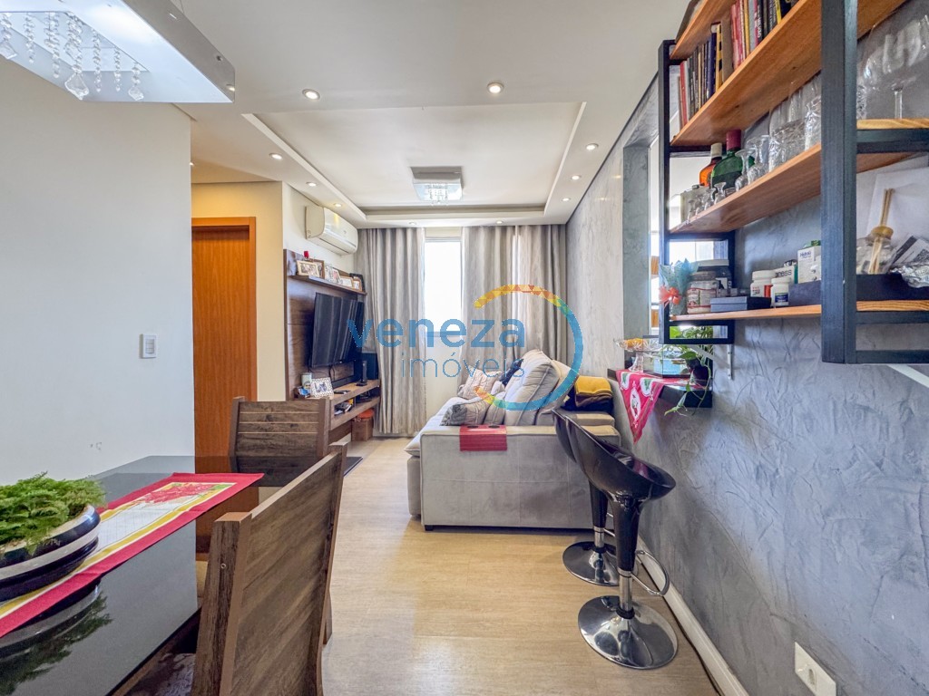 Apartamento à venda no bairro Gleba Palhano de Londrina com 46m<sup>2</sup> útil, 2 quartos, 1 vaga de garagem