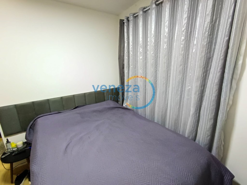 Apartamento à venda no bairro Cidade Industrial II de Londrina com 45m<sup>2</sup> útil, 2 quartos, 1 vaga de garagem
