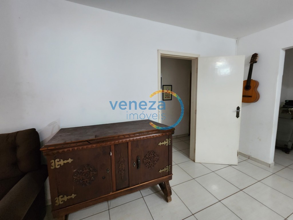 Casa Residencial para venda no Aeroporto em Londrina com 202,23m² por R$ 650.000,00