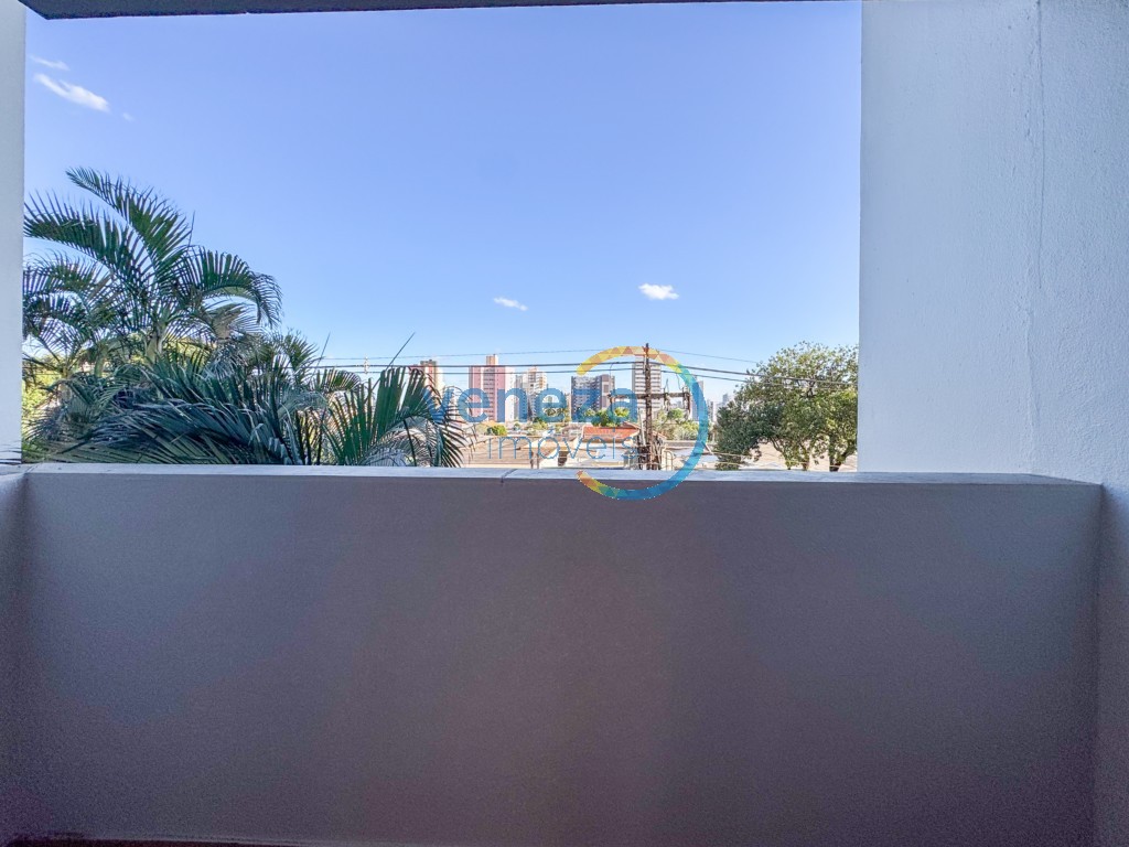 Apartamento à venda no bairro Centro de Londrina com 100m<sup>2</sup> útil, 3 quartos, 1 vaga de garagem