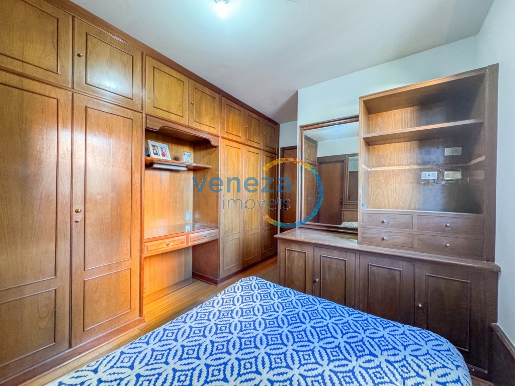 Apartamento à venda no bairro Centro de Londrina com 100m<sup>2</sup> útil, 3 quartos, 1 vaga de garagem