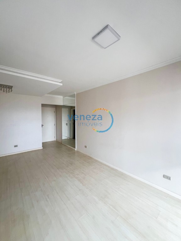 Apartamento à venda no bairro San Remo de Londrina com 82m<sup>2</sup> útil, 3 quartos, 1 vaga de garagem