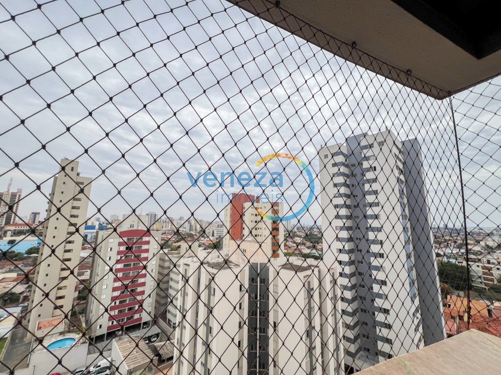 Apartamento à venda no bairro San Remo de Londrina com 82m<sup>2</sup> útil, 3 quartos, 1 vaga de garagem