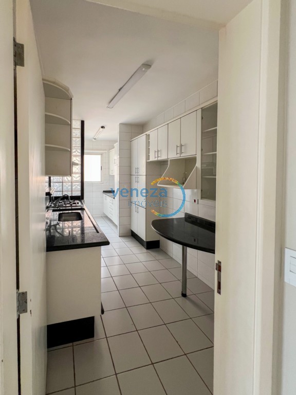 Apartamento à venda no bairro San Remo de Londrina com 82m<sup>2</sup> útil, 3 quartos, 1 vaga de garagem