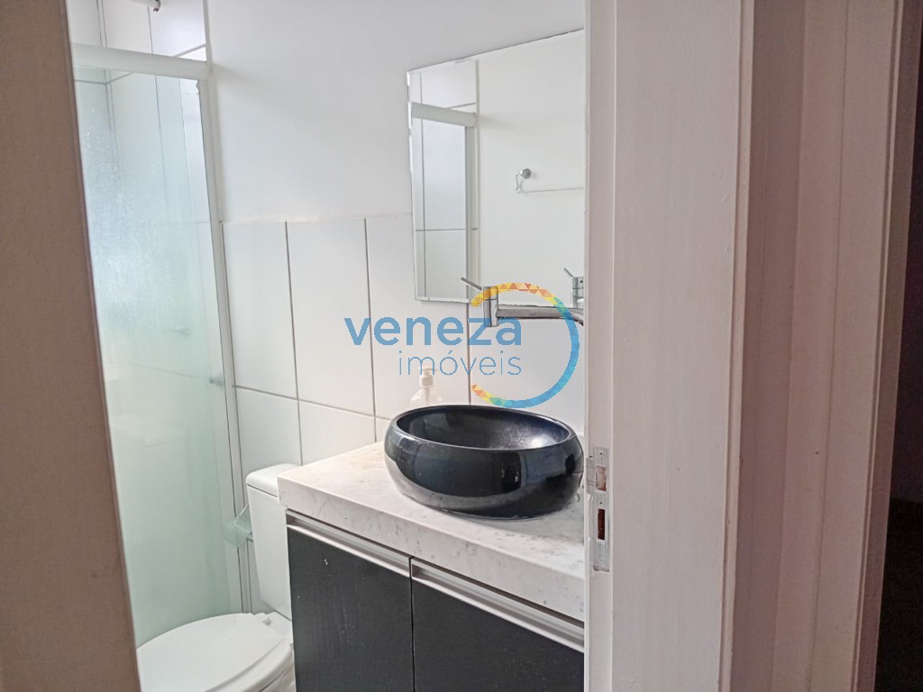 Apartamento à venda no bairro Hipica de Londrina com 44.67m<sup>2</sup> útil, 2 quartos, 1 vaga de garagem