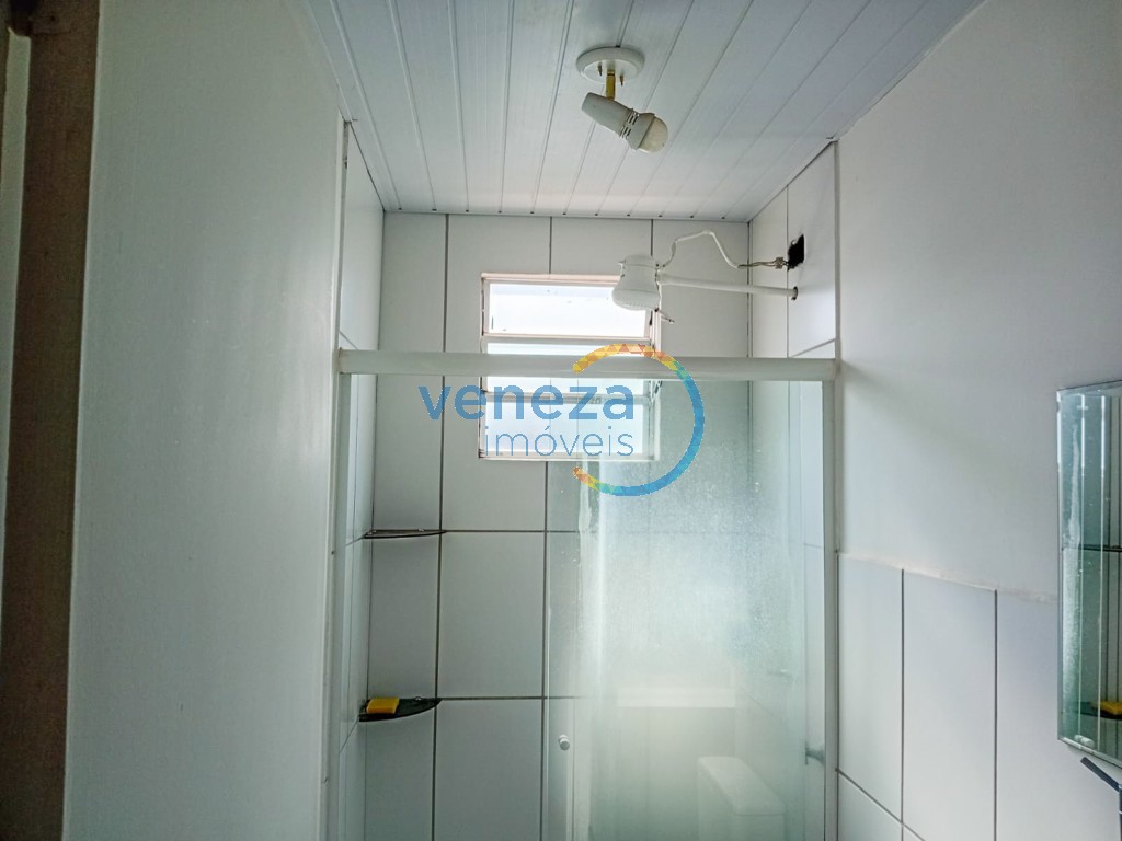 Apartamento à venda no bairro Hipica de Londrina com 44.67m<sup>2</sup> útil, 2 quartos, 1 vaga de garagem