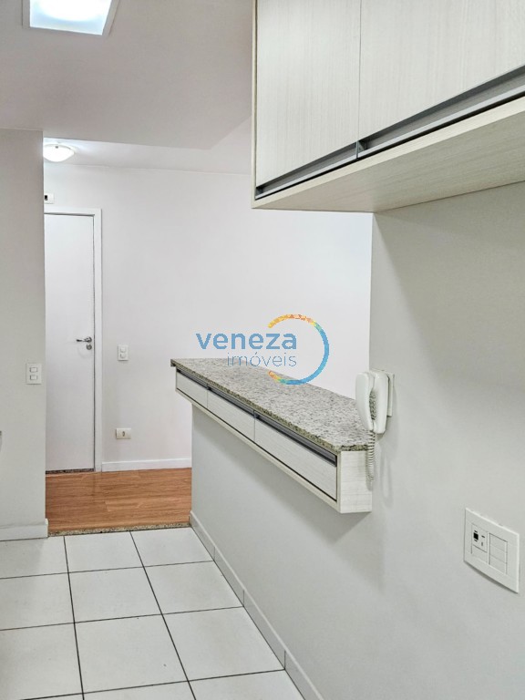 Apartamento para locação no bairro Judith de Londrina com 78.79m<sup>2</sup> útil, 3 quartos, 2 vagas de garagem