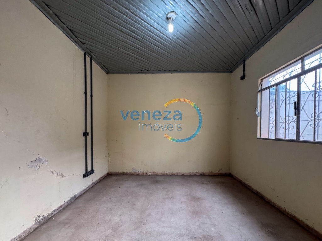 Casa Comercial para locação no bairro Ipiranga de Londrina com 229.64m<sup>2</sup> útil, 4 vagas de garagem