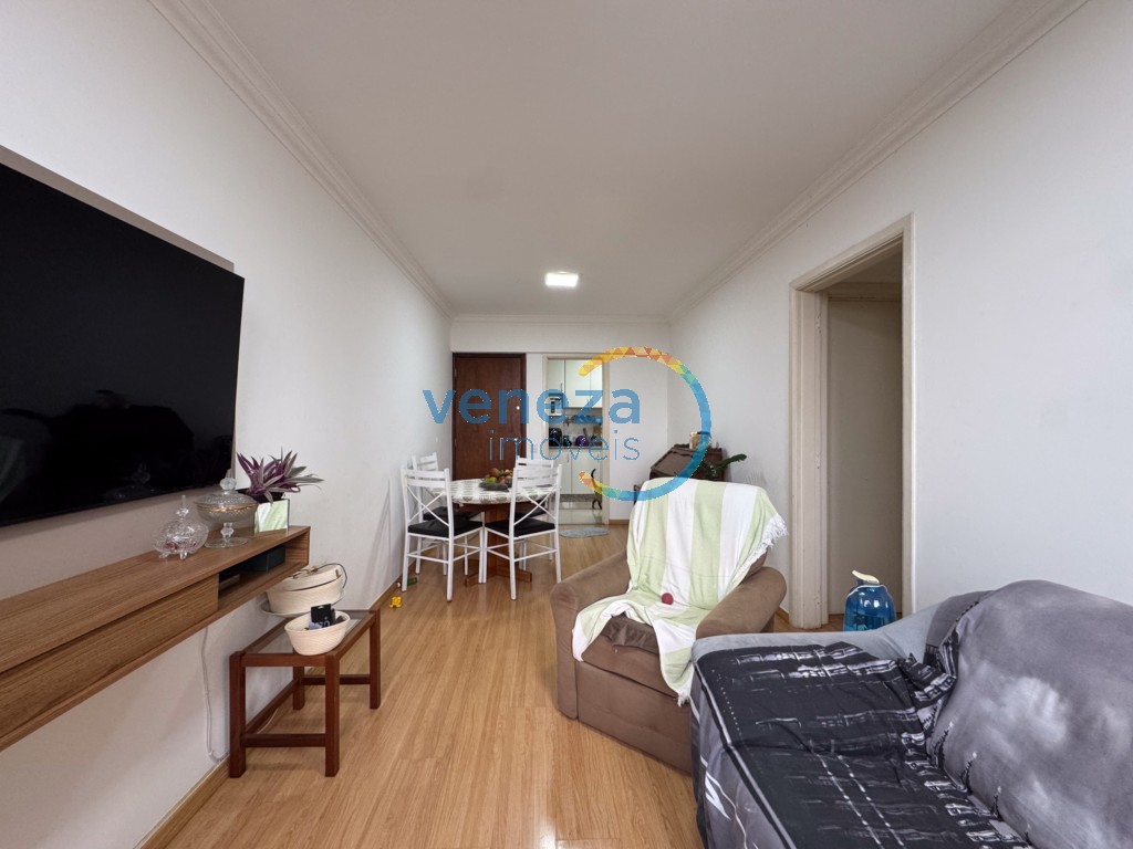 Apartamento para locação no bairro Ipiranga de Londrina com 73m<sup>2</sup> útil, 2 quartos, 1 vaga de garagem