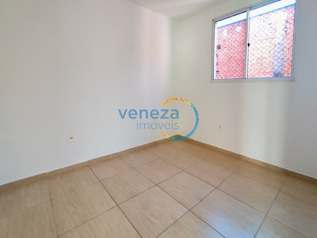 Apartamento à venda no bairro Ouro Verde de Londrina com 45m<sup>2</sup> útil, 2 quartos, 1 vaga de garagem