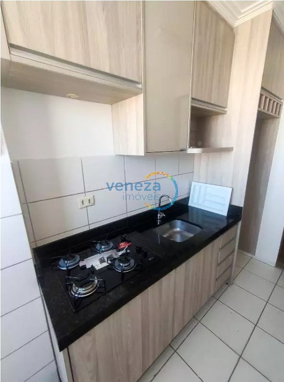 Apartamento para locação no bairro Gleba Palhano de Londrina com 47m<sup>2</sup> útil, 2 quartos, 1 vaga de garagem