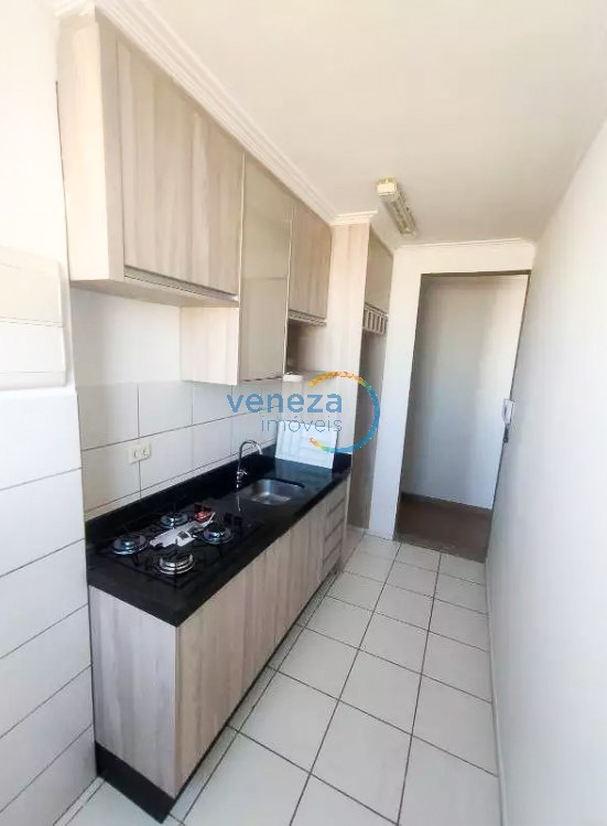 Apartamento para locação no bairro Gleba Palhano de Londrina com 47m<sup>2</sup> útil, 2 quartos, 1 vaga de garagem