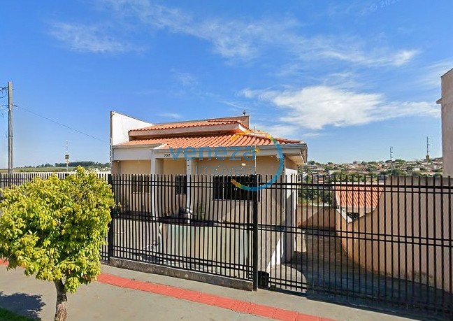 Casa Residencial para venda no Columbia em Londrina com 131m² por R$ 750.000,00