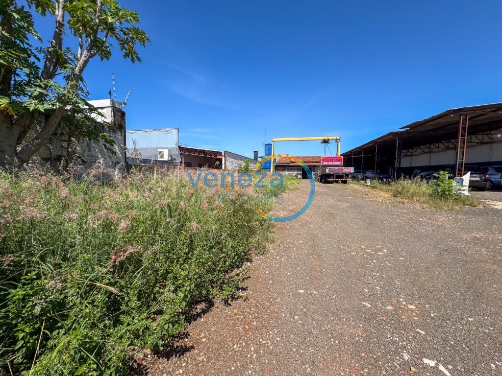 Barracão para locacao no Conjunto Habitacional Jose Belinati em Londrina com 400m² por R$ 13.000,00 - Foto 3