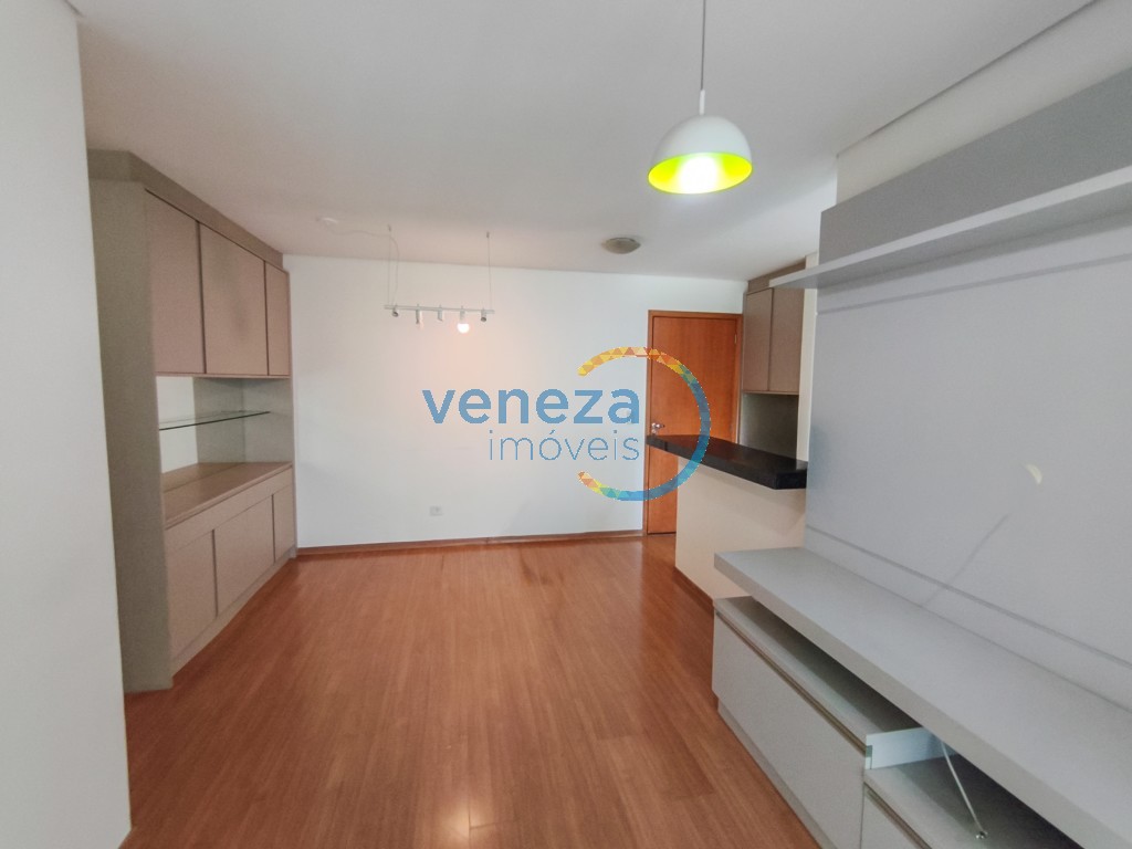 Apartamento à venda no bairro Moncoes de Londrina com 73.46m<sup>2</sup> útil, 2 quartos, 1 vaga de garagem
